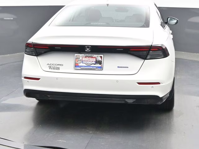 2023 White Honda Accord Hybrid EX-L FWD Sedan