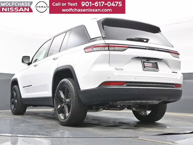 2024 Bright White Clearcoat Jeep Grand Cherokee Limited RWD SUV