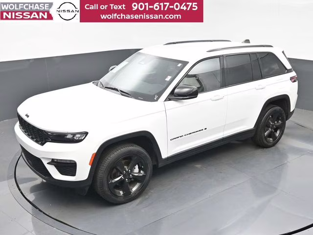 2024 Bright White Clearcoat Jeep Grand Cherokee Limited RWD SUV