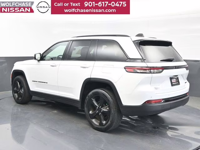2024 Bright White Clearcoat Jeep Grand Cherokee Limited RWD SUV