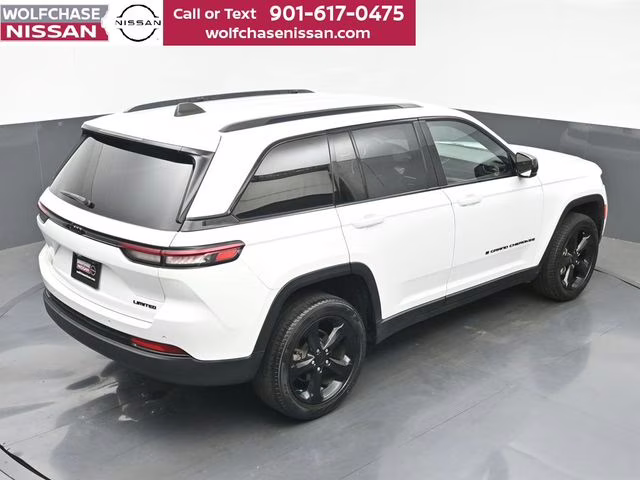 2024 Bright White Clearcoat Jeep Grand Cherokee Limited RWD SUV