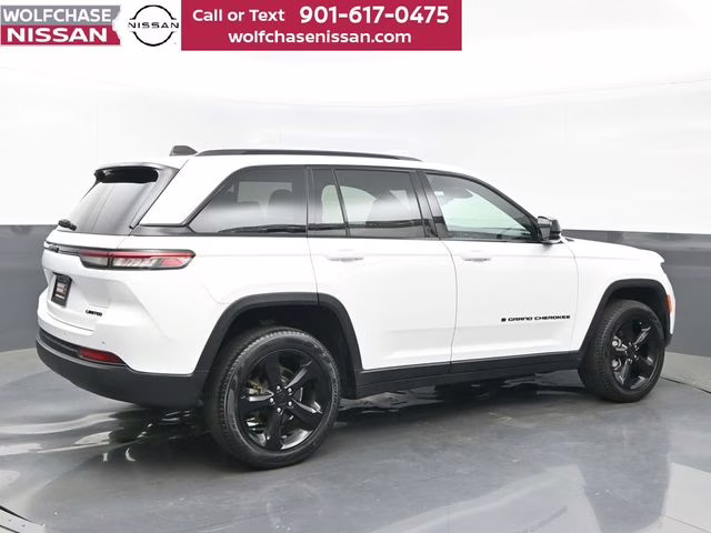 2024 Bright White Clearcoat Jeep Grand Cherokee Limited RWD SUV