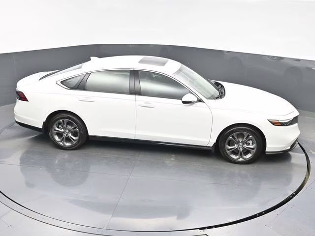 2023 White Honda Accord Hybrid EX-L FWD Sedan
