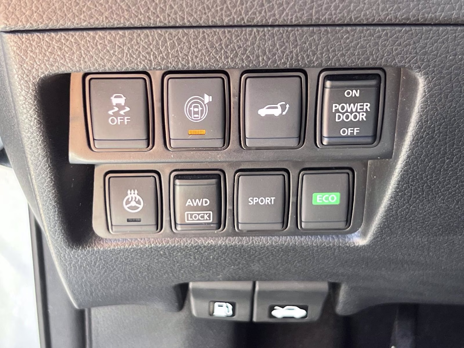 2017 White Nissan Rogue SL AWD SUV