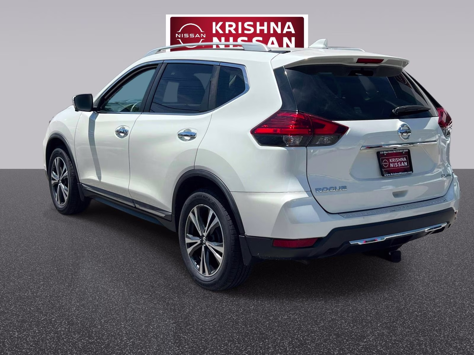 2017 White Nissan Rogue SL AWD SUV