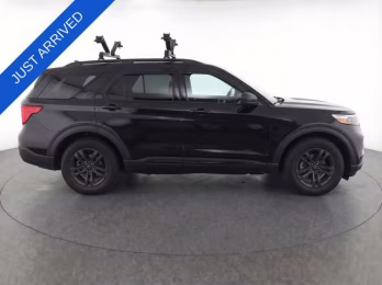 2021 Black Metallic Ford Explorer XLT 4X4 SUV