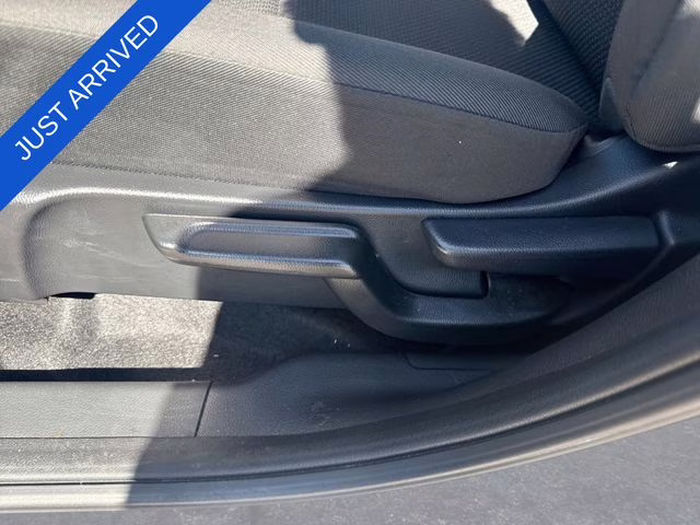 2022 Crystal Black Pearl Honda HR-V LX FWD SUV