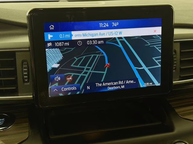 2020 Black Metallic Ford Explorer Limited RWD SUV