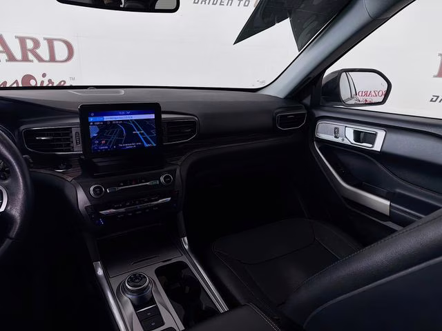 2020 Black Metallic Ford Explorer Limited RWD SUV