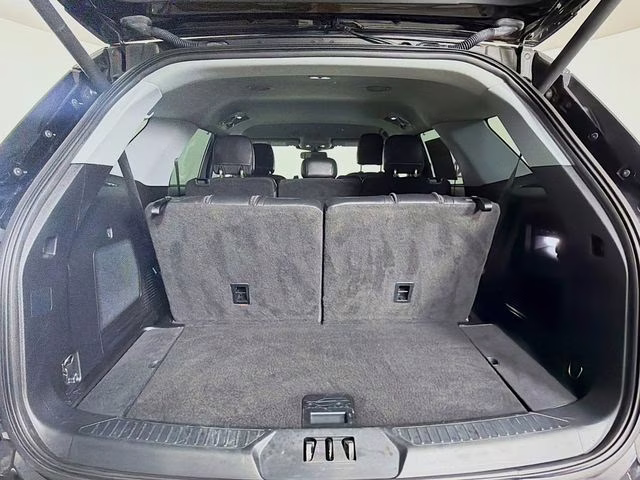 2020 Black Metallic Ford Explorer Limited RWD SUV