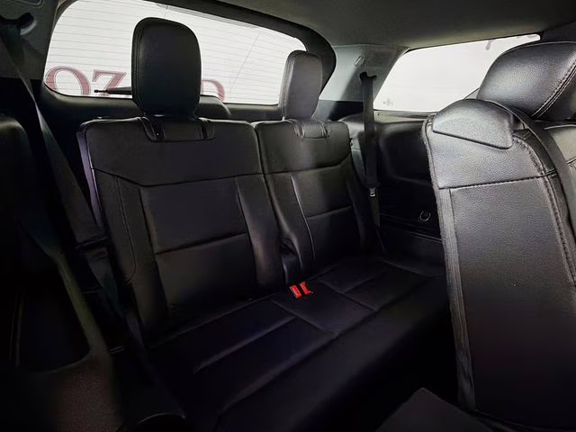 2020 Black Metallic Ford Explorer Limited RWD SUV