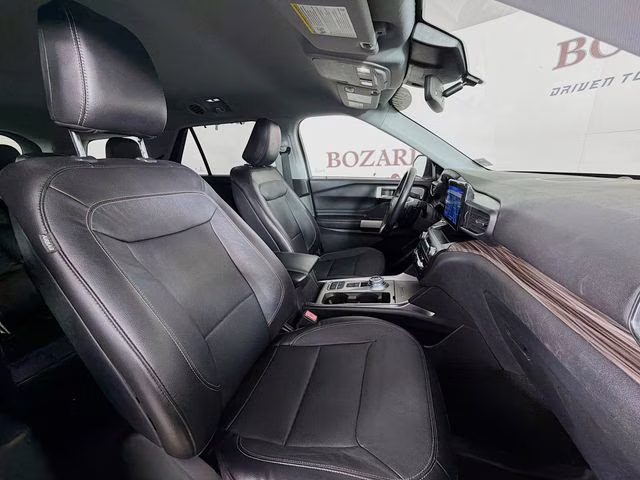 2020 Black Metallic Ford Explorer Limited RWD SUV