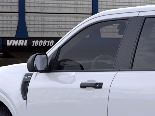 2026 Oxford White Ford Maverick XLT FWD Truck