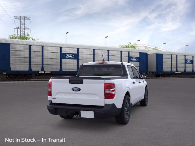 2026 Oxford White Ford Maverick XLT FWD Truck
