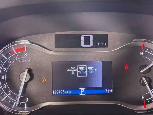 2018 White Honda Pilot Touring AWD SUV