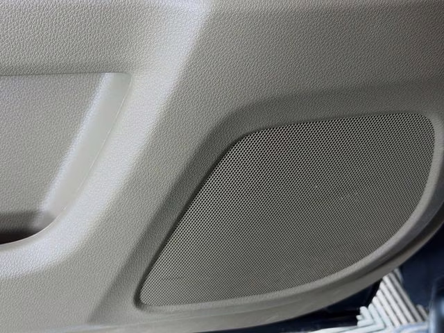 2018 White Honda Pilot Touring AWD SUV