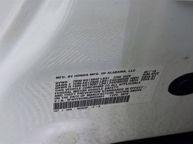2018 White Honda Pilot Touring AWD SUV