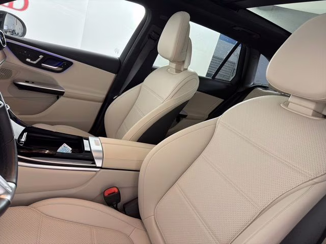 2024 Black Mercedes-Benz GLC GLC 300 4MATIC AWD SUV