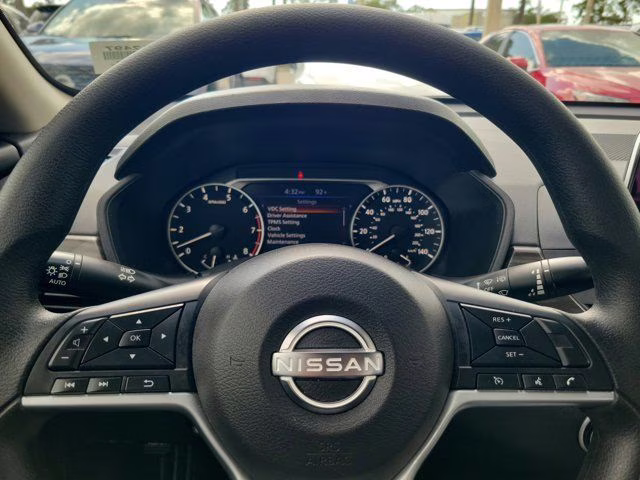 2025 Gun Metallic Nissan Altima 2.5 SV FWD Sedan