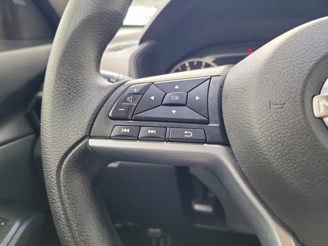 2025 Gun Metallic Nissan Altima 2.5 SV FWD Sedan