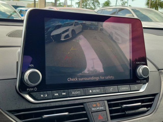 2025 Gun Metallic Nissan Altima 2.5 SV FWD Sedan