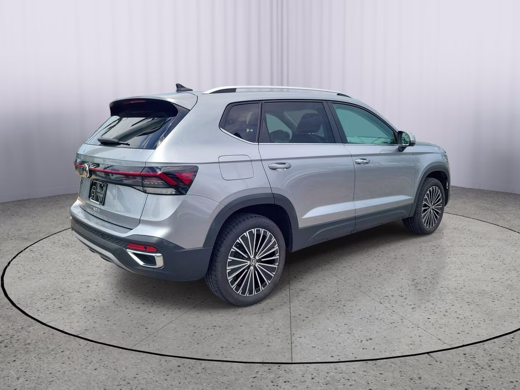 2025 Pyrite Silver Metallic Volkswagen Taos SE FWD SUV