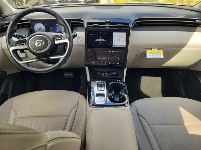 2024 Shimmering Silver Hyundai Tucson Limited AWD SUV