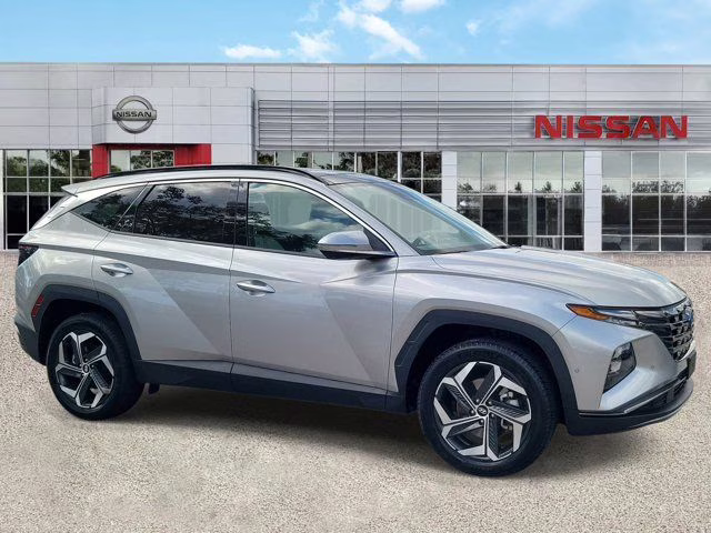 2024 Shimmering Silver Hyundai Tucson Limited AWD SUV