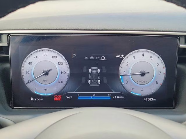 2024 Shimmering Silver Hyundai Tucson Limited AWD SUV