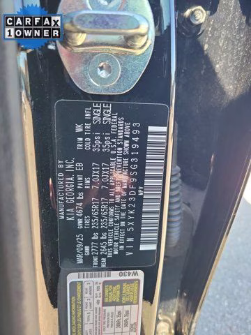 2025 Ebony Black Kia Sportage LX FWD SUV