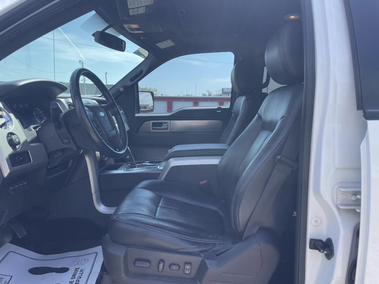 2014 Oxford White Ford F-150 FX4 4X4 Truck