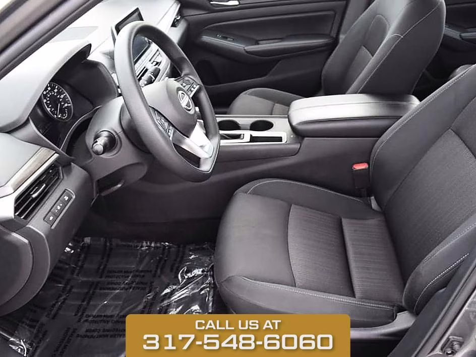 2025 Gun Metallic Nissan Altima 2.5 SV FWD Sedan
