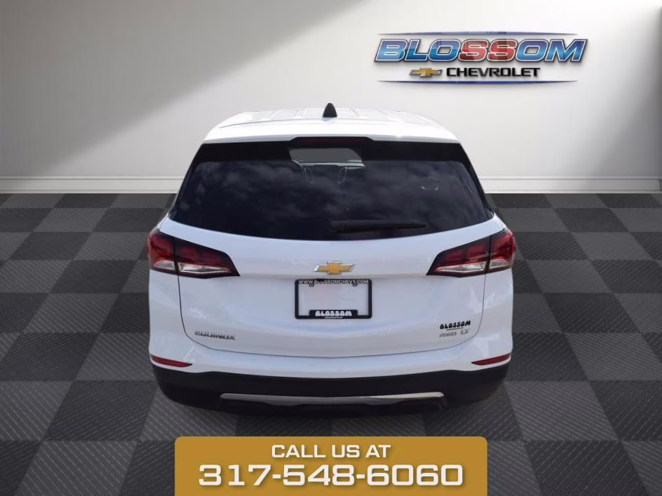 2024 Summit White Chevrolet Equinox LT AWD SUV