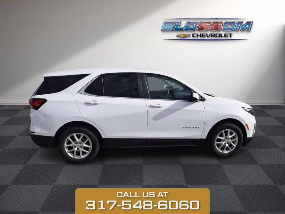 2024 Summit White Chevrolet Equinox LT AWD SUV