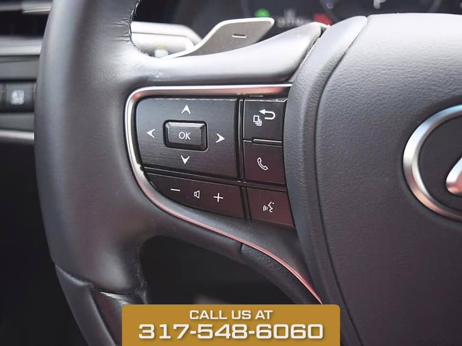 2024 White Pearl Lexus ES 300h Ultra Luxury FWD Sedan