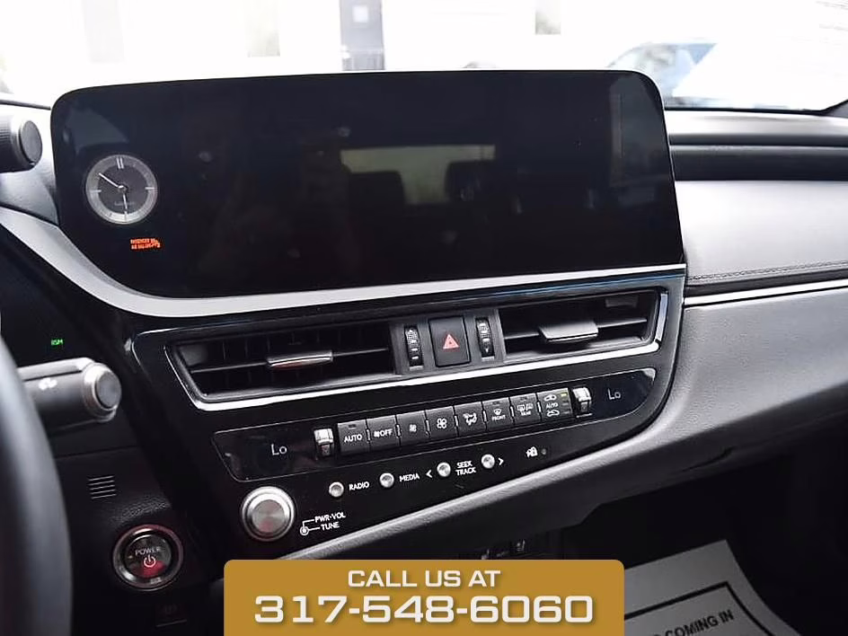 2024 White Pearl Lexus ES 300h Ultra Luxury FWD Sedan