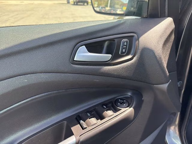 2018 Magnetic Ford Escape SE 4X4 SUV