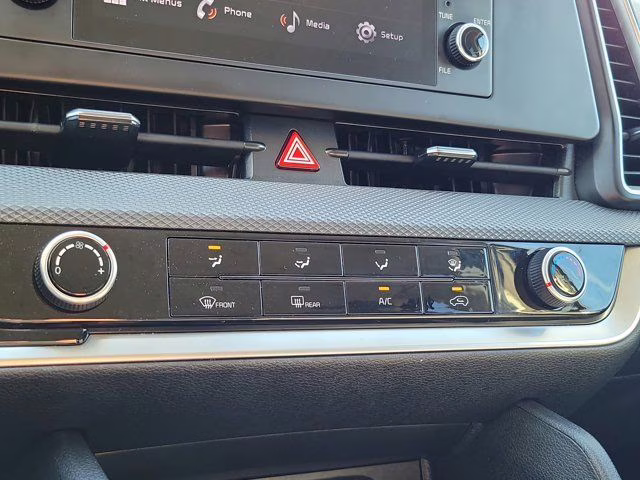 2025 Ebony Black Kia Sportage LX FWD SUV