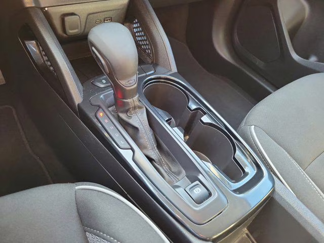 2025 Summit White Chevrolet Trailblazer LT FWD SUV