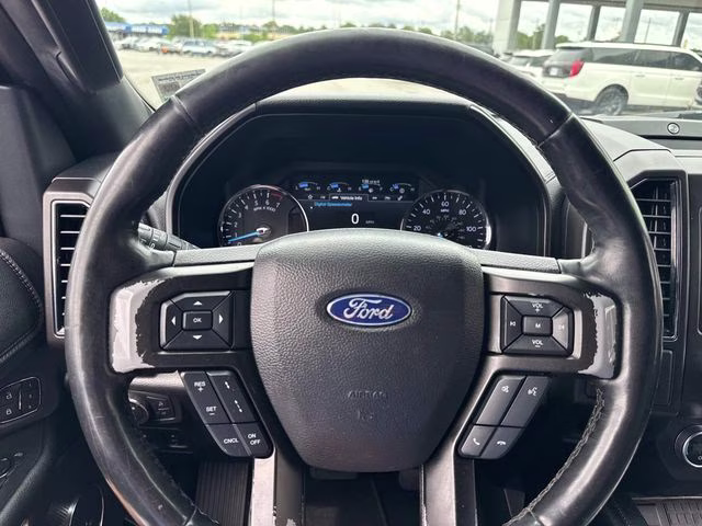 2019 White Platinum Clearcoat Metallic Ford Expedition Limited RWD SUV
