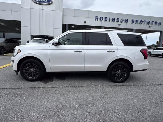 2019 White Platinum Clearcoat Metallic Ford Expedition Limited RWD SUV