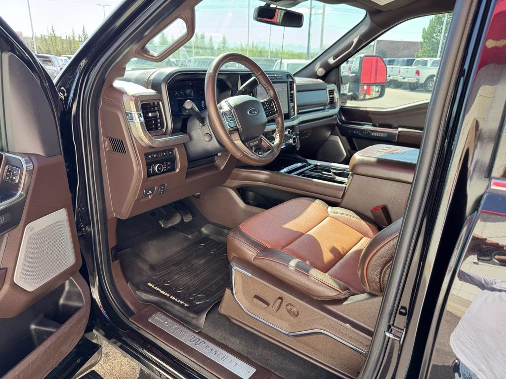2024 Black Ford Super Duty F-450 DRW King Ranch 4X4 Truck