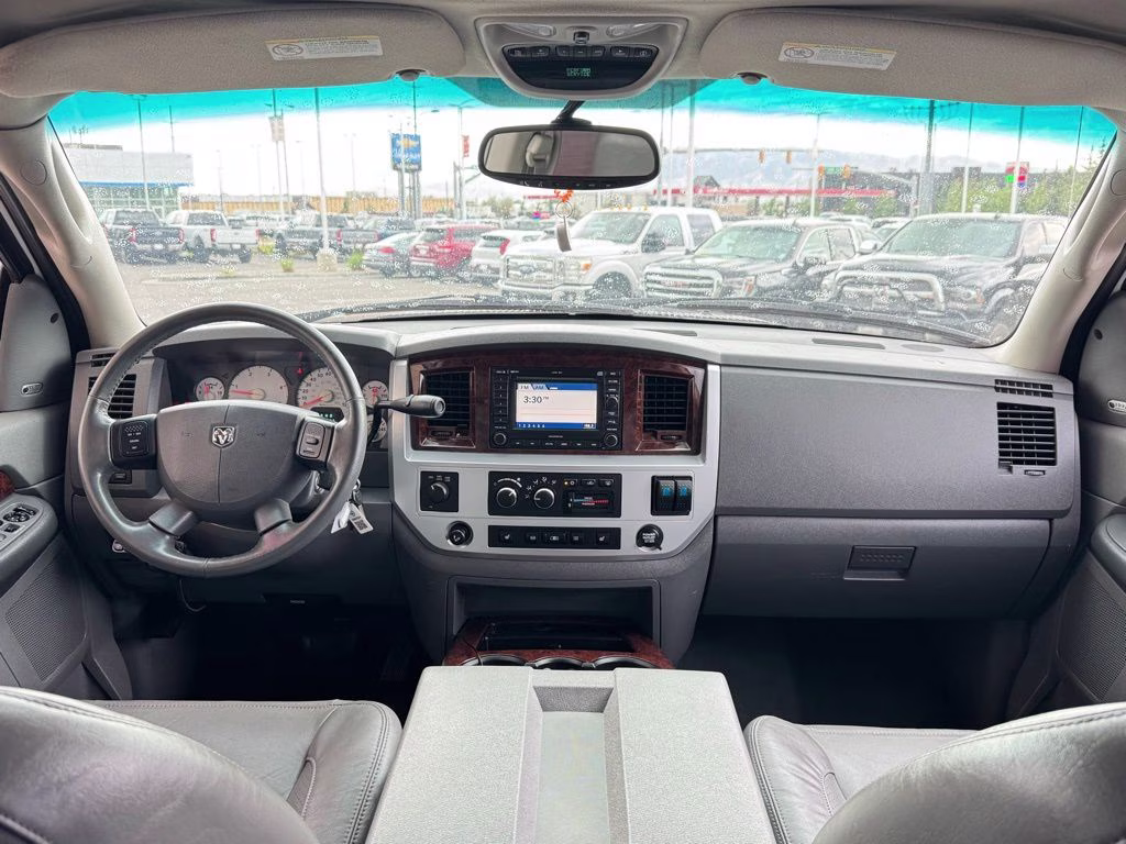 2008 Bright White Clearcoat Dodge Ram 2500 Laramie 4X4 Truck