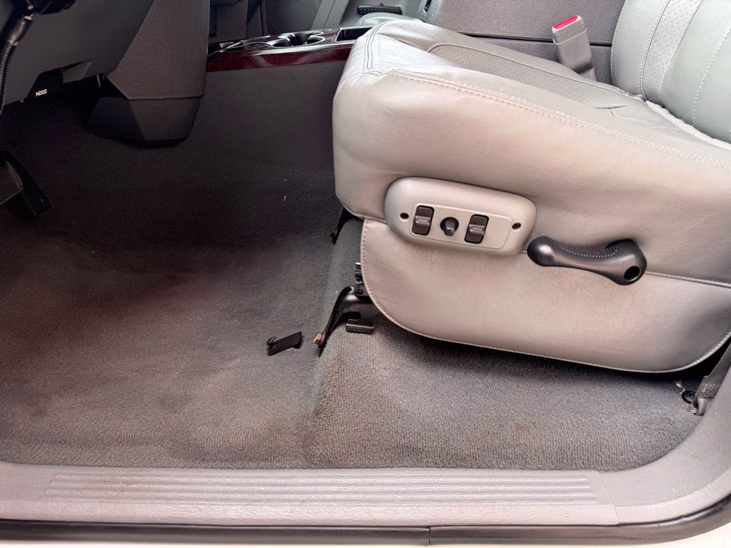 2008 Bright White Clearcoat Dodge Ram 2500 Laramie 4X4 Truck