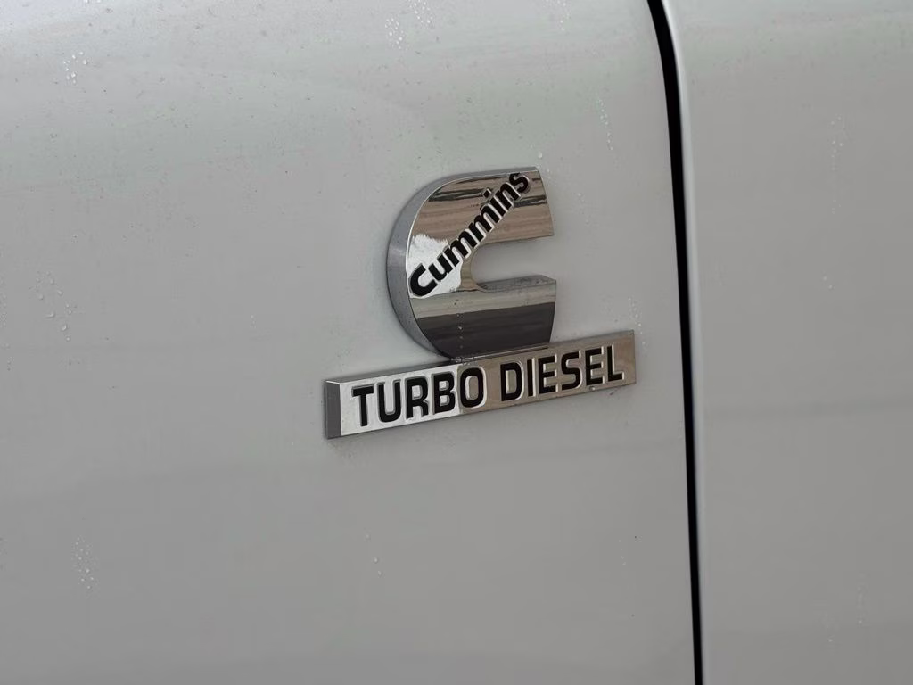 2008 Bright White Clearcoat Dodge Ram 2500 Laramie 4X4 Truck