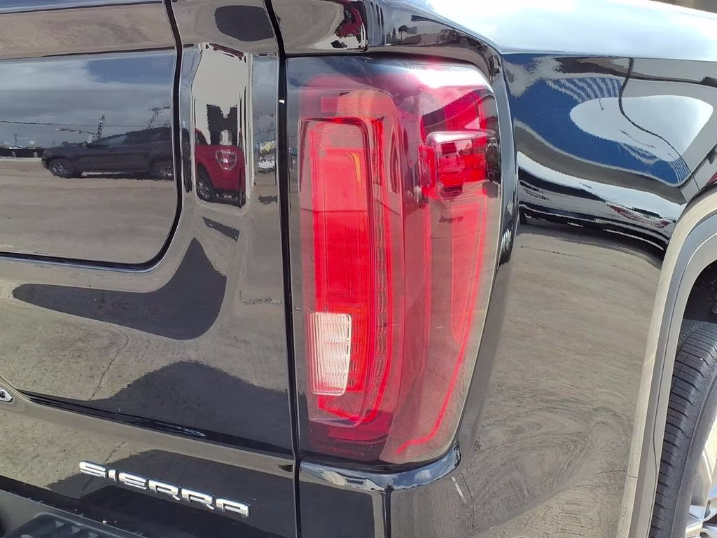 2025 ONYX BLACK GMC Sierra Denali 4X4 Truck
