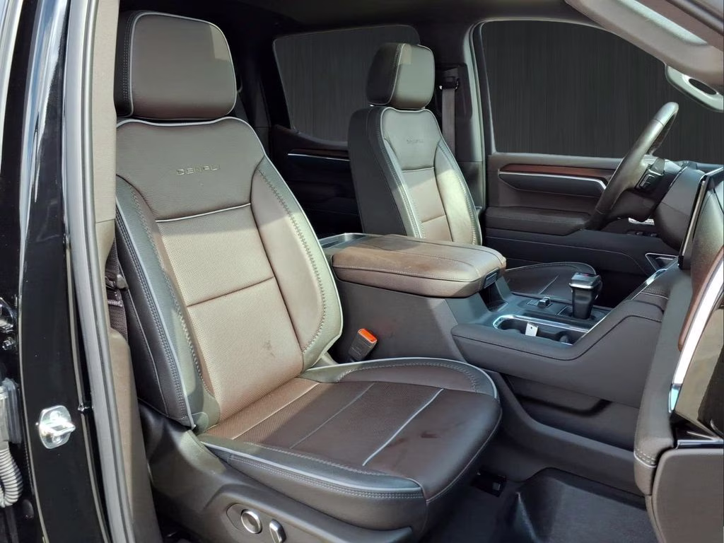 2025 ONYX BLACK GMC Sierra Denali 4X4 Truck