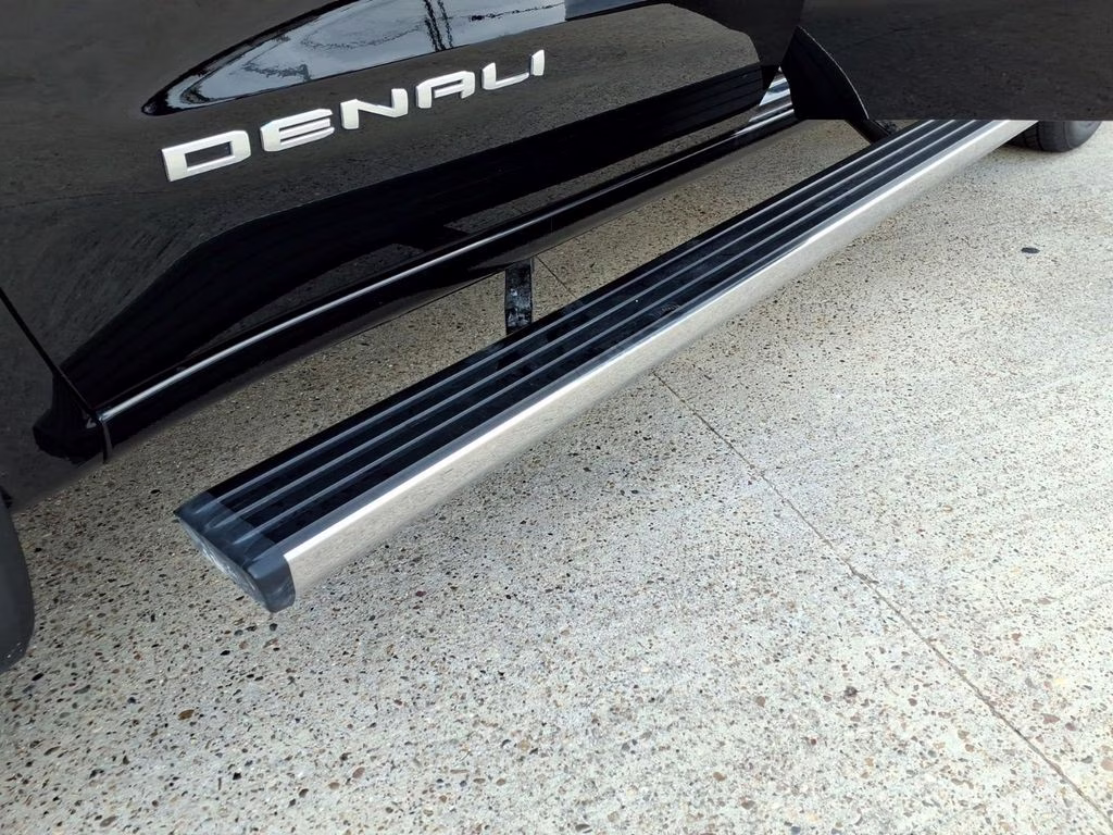 2025 ONYX BLACK GMC Sierra Denali 4X4 Truck