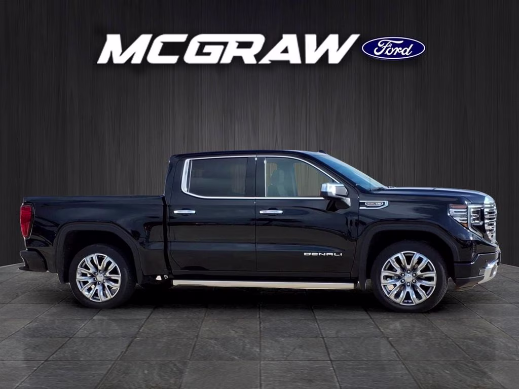 2025 ONYX BLACK GMC Sierra Denali 4X4 Truck