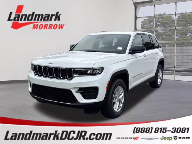 2026 Bright White Clearcoat Jeep Grand Cherokee Laredo X RWD SUV